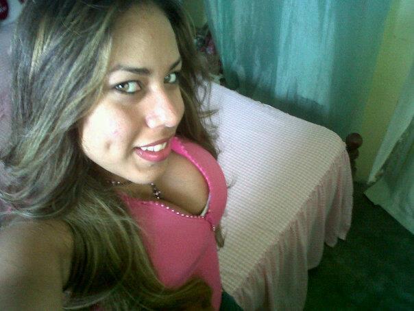Date this athletic Dominican Republic girl Sheilys from Santo Domingo DO9142