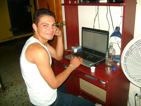 Date this stunning Colombia man Luis alfonso from Tulua CO7864