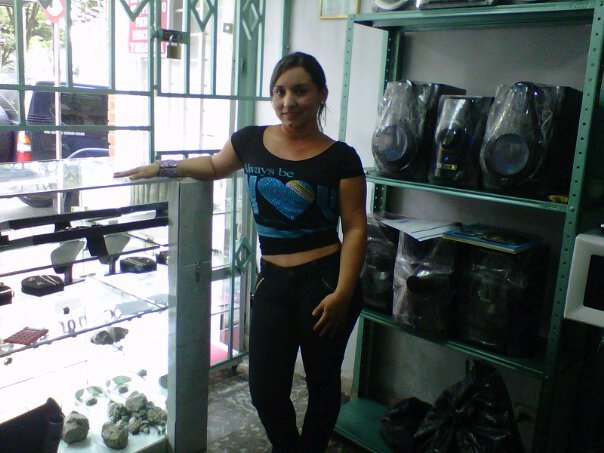 Date this happy Colombia girl Paula andrea from Pereira CO7883