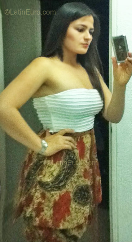 Date this happy Colombia girl Depa996 from Bogota CO7935