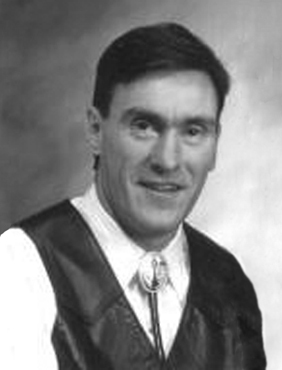Date this tall United States man Xtra from Watertown BR6013