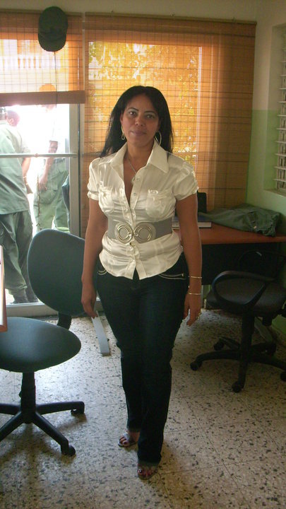 Date this hard body Dominican Republic girl Angela rodrigue from Santo Donmingo DO9315