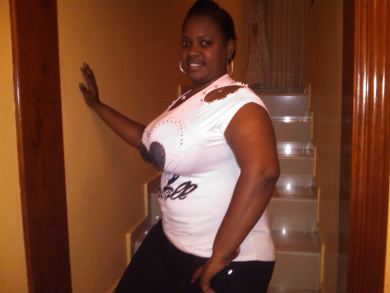 Date this voluptuous Dominican Republic girl Negra from Santo Domingo DO9344