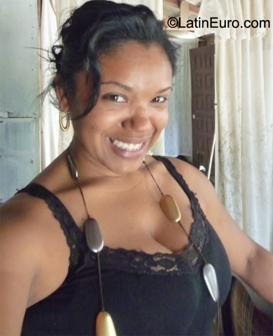 Date this fun Dominican Republic girl Ibonet from Bonao DM29