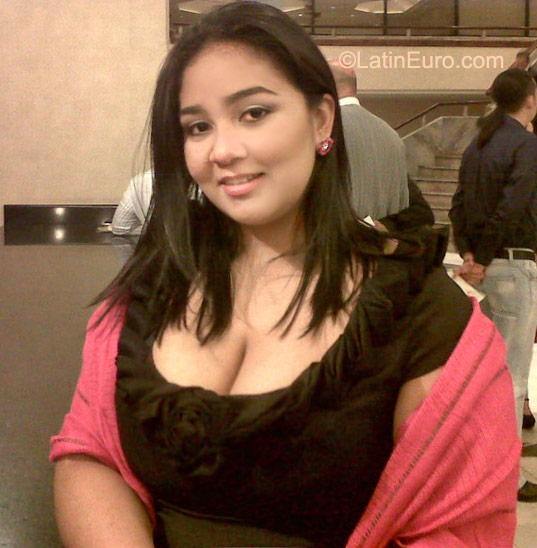 Date this charming Honduras girl Bkyss from Tegucigalpa HN423