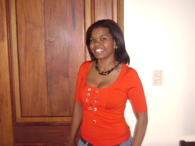 Date this sultry Dominican Republic girl MERCEDES from Santo Domingo DO9457
