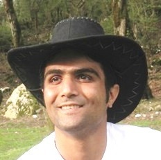 Date this pretty Iran (Islamic Republic of) man Ajanlo from Tehran IR21