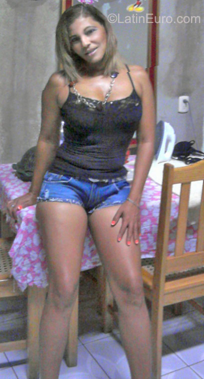 Date this athletic Nicaragua girl Jessica jazmina from Managua NI117