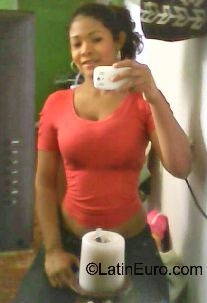 Date this hot Colombia girl Zharay from Medellin CO8262