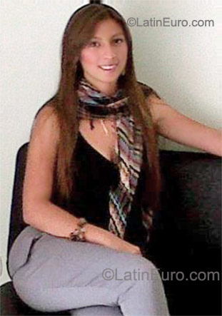 Date this passionate Colombia girl Maia from Armenia CO8291