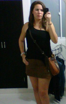 Date this gorgeous Colombia girl Roxana beatriz from Santa Marta CO8296