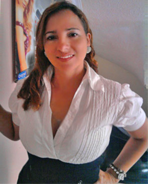 Date this hot Colombia girl Mayerly from Pereira CO8308