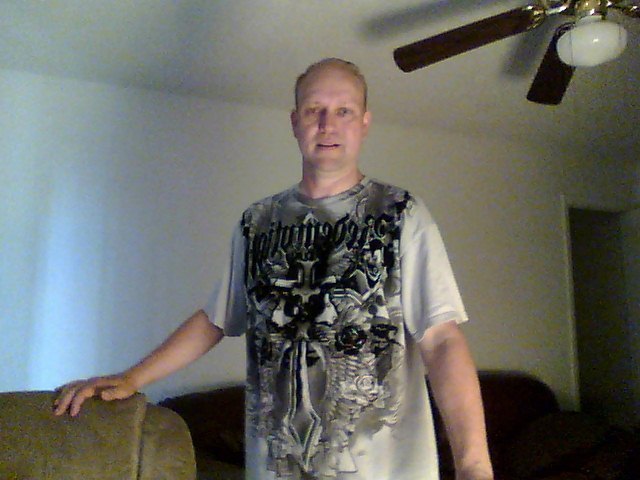 Date this funny United States man Lynn from San Antonio US11660