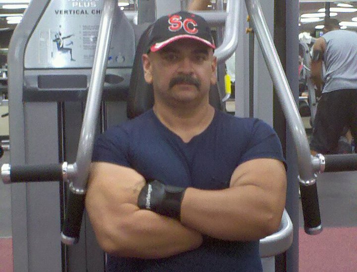 Date this gorgeous United States man Luis from Chicago US11679