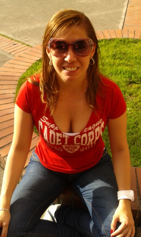 Date this cute Colombia girl Roci from Colombia CO8430