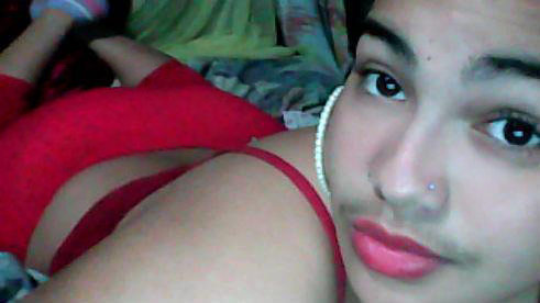 Date this pretty Dominican Republic girl Amanda from Esperanza Valverde DO9742