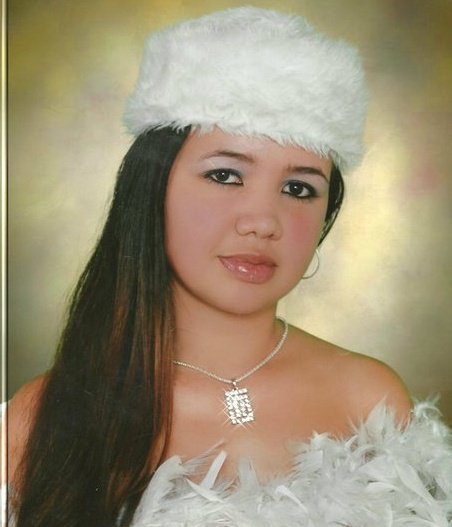 Date this young Colombia girl Nikol from Cali CO8444