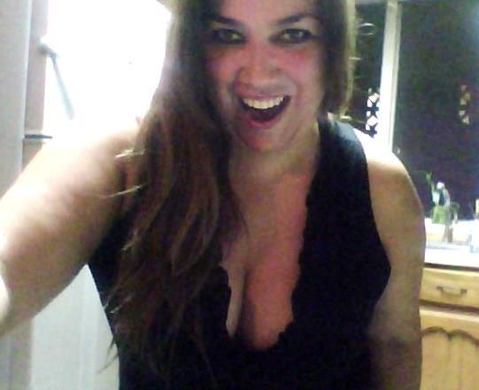 Date this nice looking Mexico girl Raisa from Chihuahua MX482