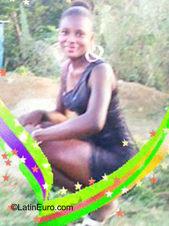 Date this pretty Jamaica girl Anei from Montego Bay JM380