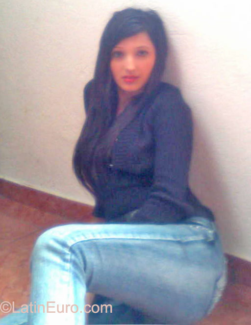 Date this sensual Costa Rica girl Brujisexy from Costa Rica CR140