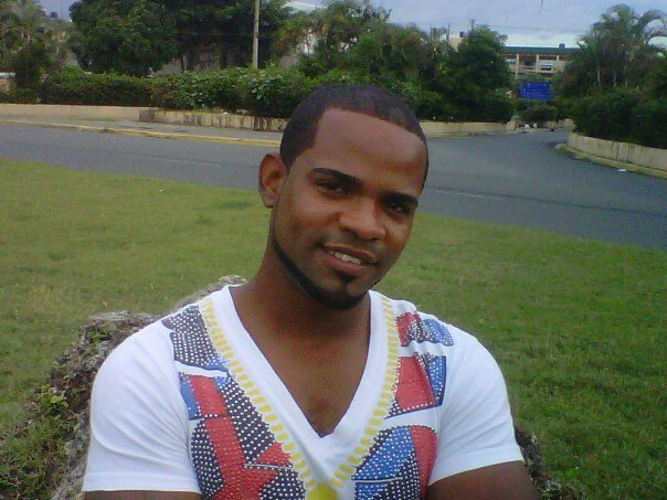 Date this georgeous Dominican Republic man Hultimo from Santodomingo DO9773