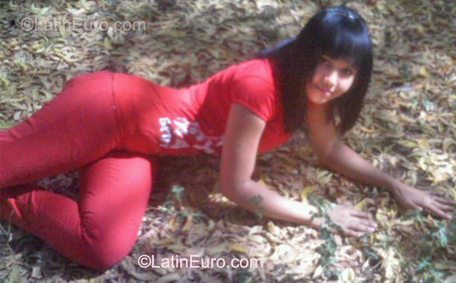 Date this fun Dominican Republic girl Tu from San Pedro De Macoris DO9790