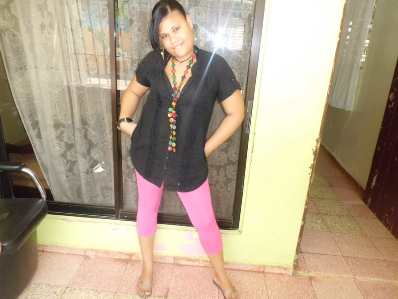 Date this happy Dominican Republic girl Ruth celena from Santo Domingo Este DO9791