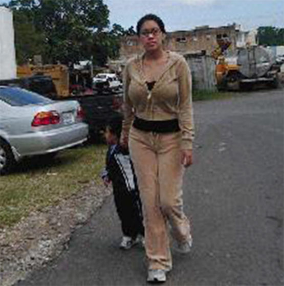 Date this beautiful United States girl Pamela from Bells US11759