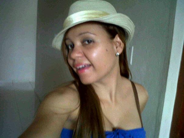 Date this stunning Dominican Republic girl Yiseli from Santiago DO9826