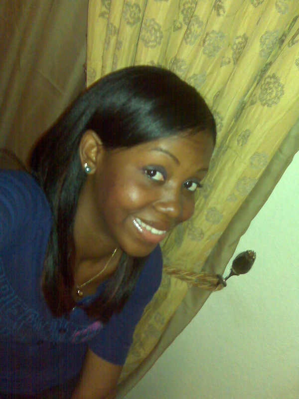 Date this foxy Dominican Republic girl Estephany from La Romana DO9850