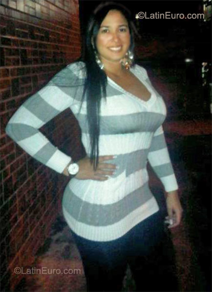 Date this good-looking Colombia girl Juliana from Medellin CO8649