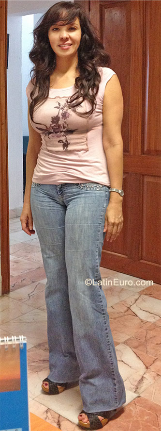 Date this exotic Mexico girl Paola from Guadalajara MX531