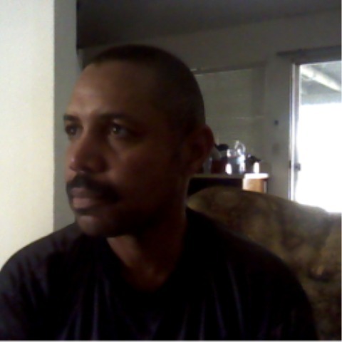 Date this stunning United States man Raymond from Riverside US11863