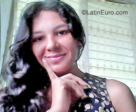 Date this georgeous Panama girl Zuzu from Panama City PA199