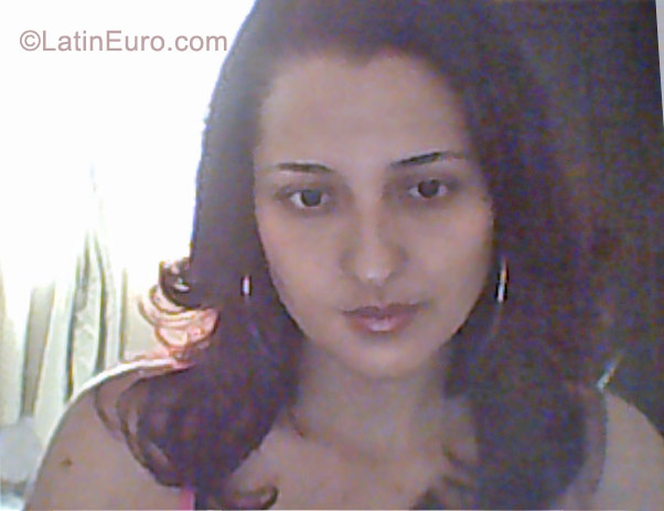 Date this beautiful Colombia girl Yenny from Medellin CO8717