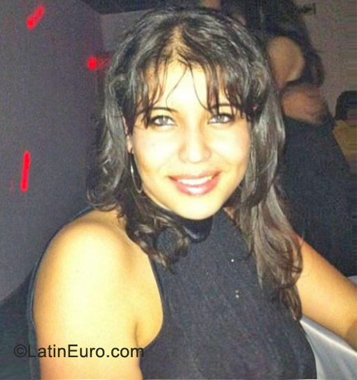 Date this voluptuous Colombia girl Tatiana from Bogota CO8791