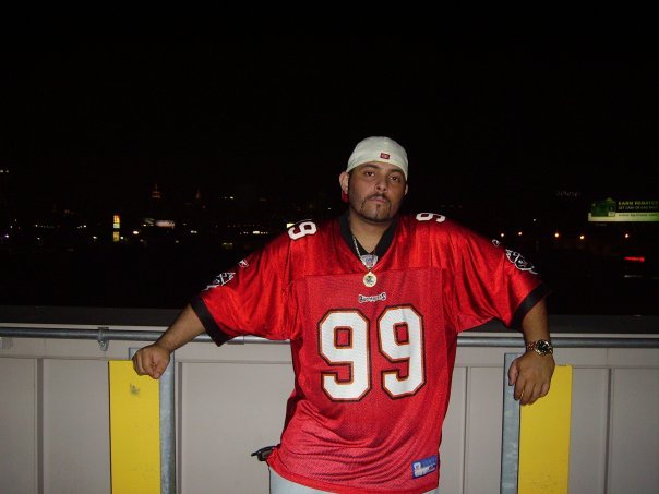Date this sultry United States man Hugo from Elmont US11945