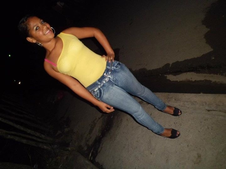 Date this exotic Dominican Republic girl Yulenny from Santiago DO10029