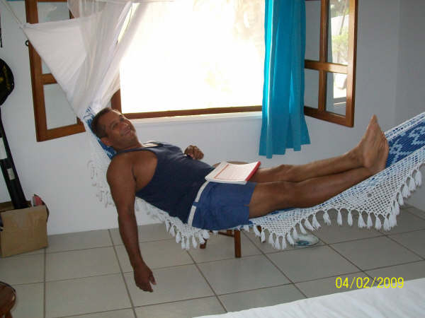 Date this happy Canada man Rogerio from Toronto CA466