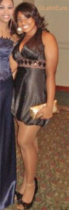 Date this fun Panama girl Casandra from Panama City PA219