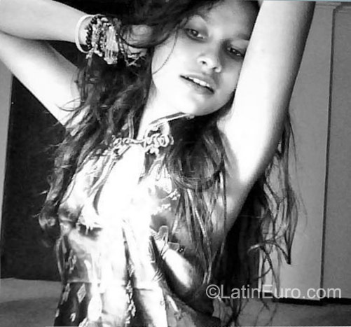 Date this gorgeous Colombia girl Patricia from Bogota CO9114