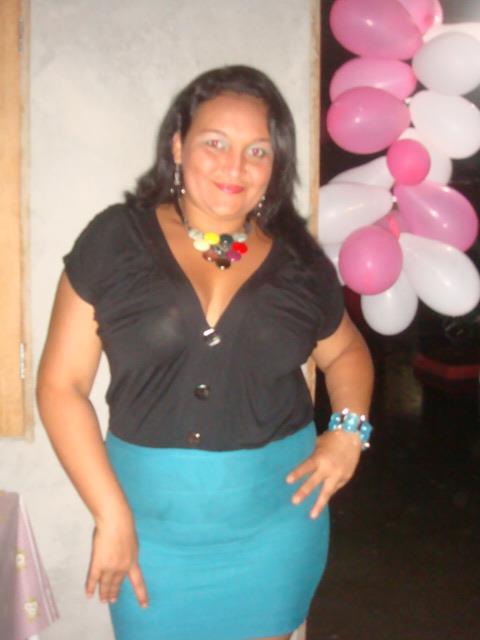 Date this tall Brazil girl Rosilene from Castanhal BR6295