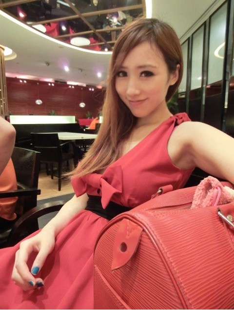 Date this passionate China girl Liunian from Changsha CN17