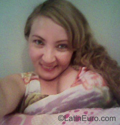 Date this lovely Brazil girl Ana Patricia from Petrolina BR6307