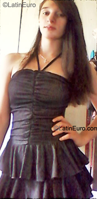 Date this athletic Brazil girl Bruna from Matao BR6322