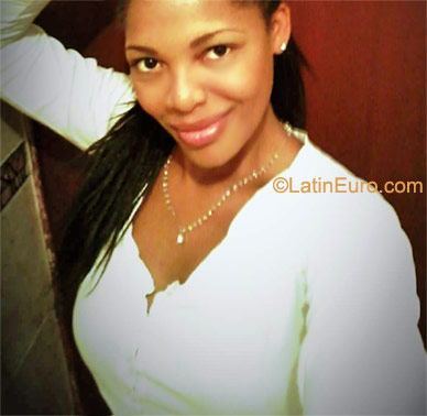 Date this good-looking Colombia girl Diana from Cali CO9277