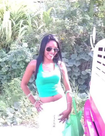 Date this happy Dominican Republic girl Yineris from Santiago DO10351