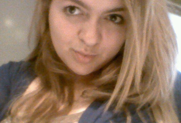 Date this pretty Colombia girl Viviana from Medellin CO9311