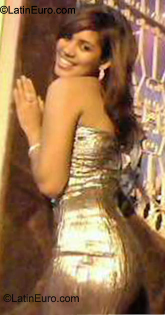 Date this tall Nicaragua girl Jennifer from Leon NI94