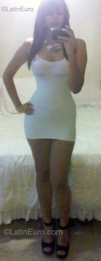 Date this hot Dominican Republic girl Annelky from Santiago DO10601